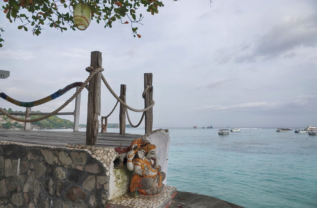 Ganapati statue around Jungut batu beach