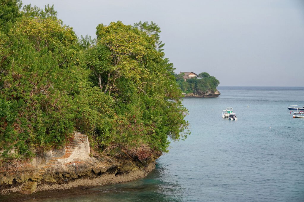 The Best View On The Beach Located On Lembongan Islands