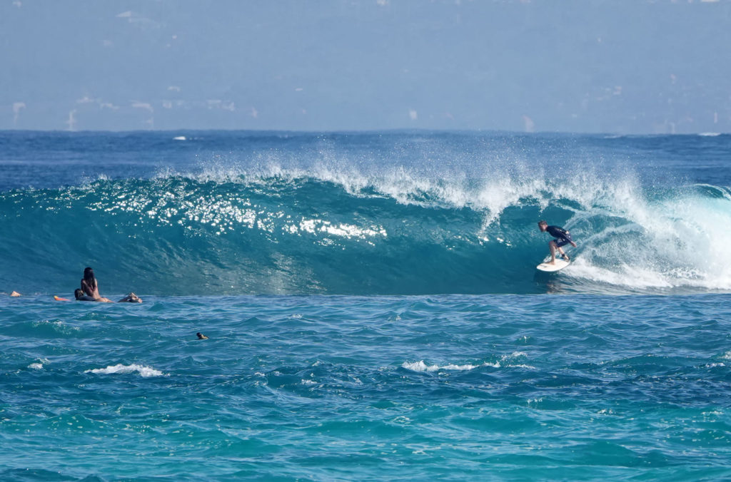 best secret spot surfing on bali island