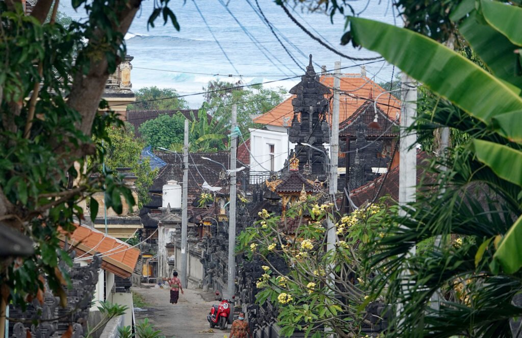 best view of the ocean from lembongan island