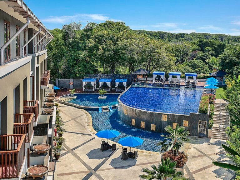 8006 ho 00 p 1024x768 768x576