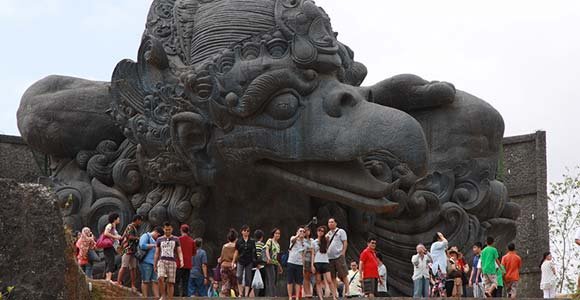 daya tarik utama tempat wisata bali gwk culture park 1